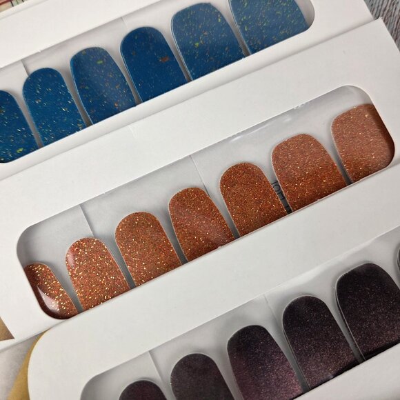 Color Street Nails - Thanksgiving Bundle 7 - Picture 5 of 6